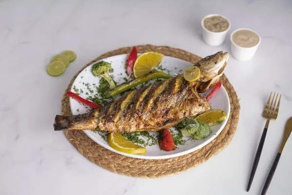 Halaket El Samak — the table