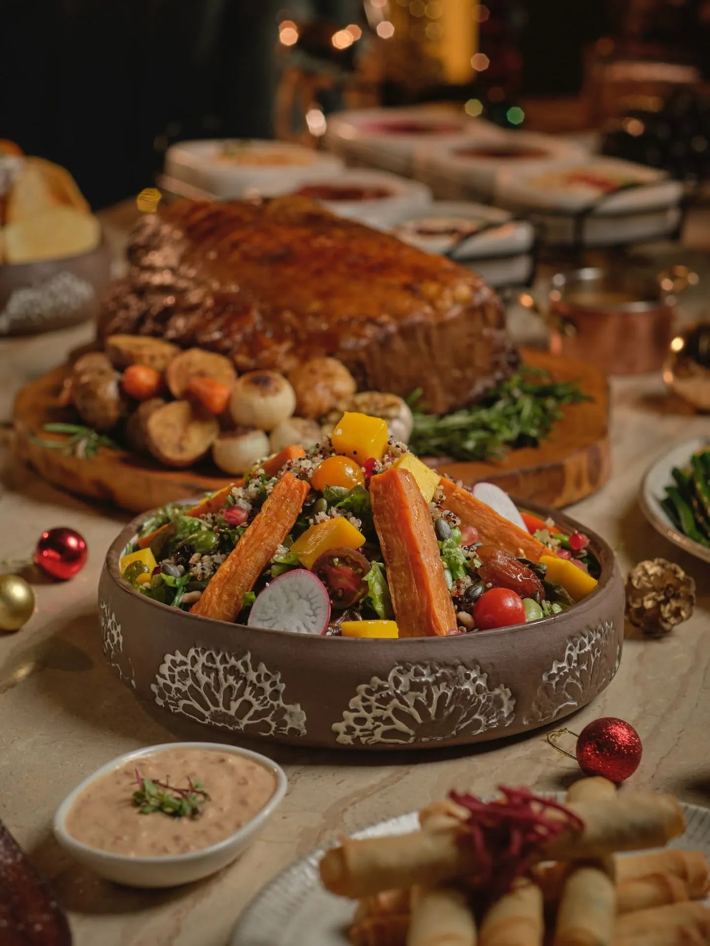 Izmir Saray — the table
