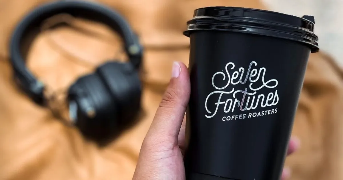 Seven Fortunes — Café